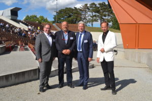 Sommerfest in Grafenegg mit KR BIM Harald Schinnerl, Ing. Andreas Kandioler, Innungsmeister Mechatronik, KR Ing. Alfred Babinsky, Innungsmeister-Stv. Elektrotechnik und GF Mag. Robert Kofler